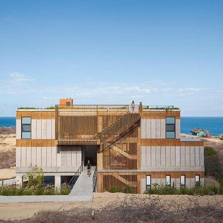 Eolia Sustainable Design Hotel 만타 외부 사진