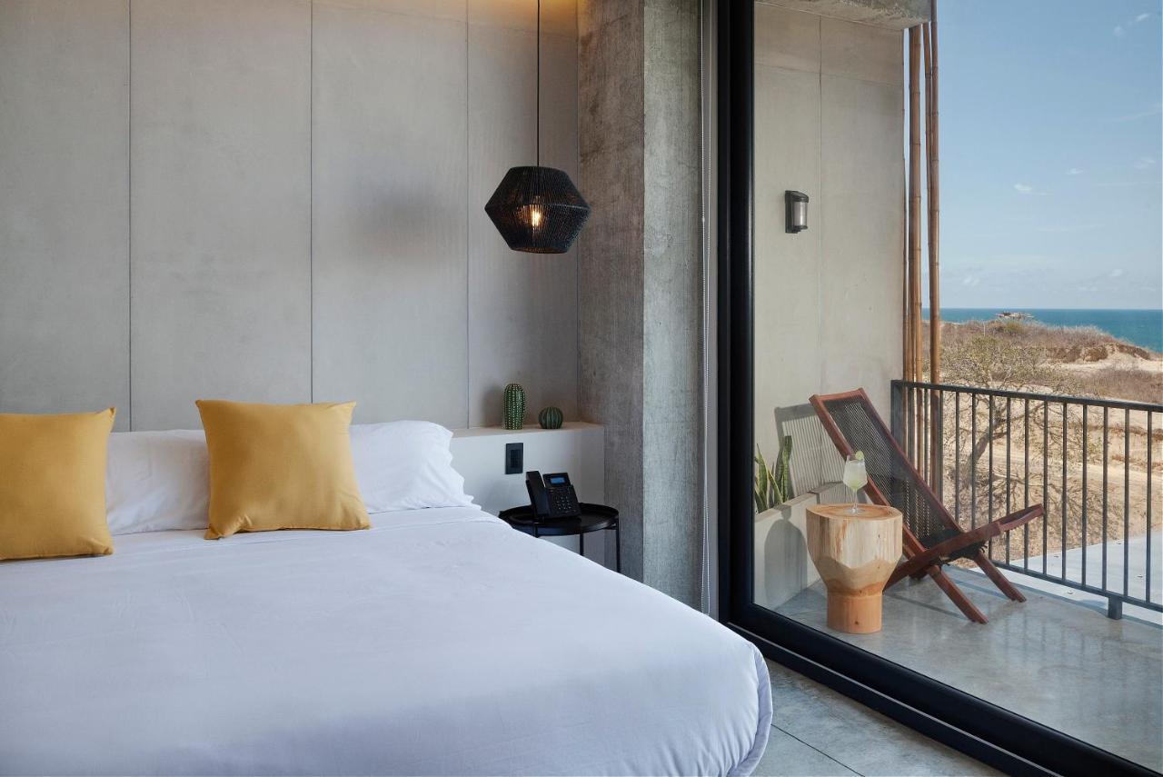 Eolia Sustainable Design Hotel 만타 외부 사진