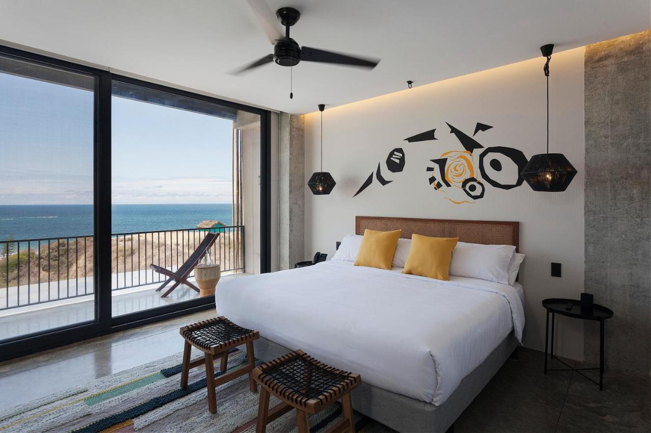 Eolia Sustainable Design Hotel 만타 외부 사진